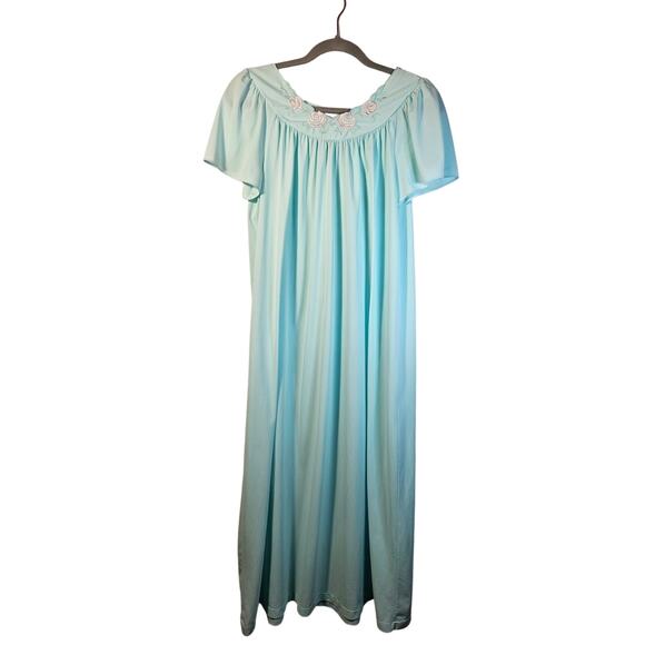 Shadowline Women's Pink Petals Gown Full Length Light Blue Size Small‎ - Picture 1 of 13